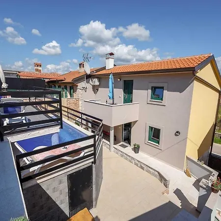 Prázdninový dům House Melina *
